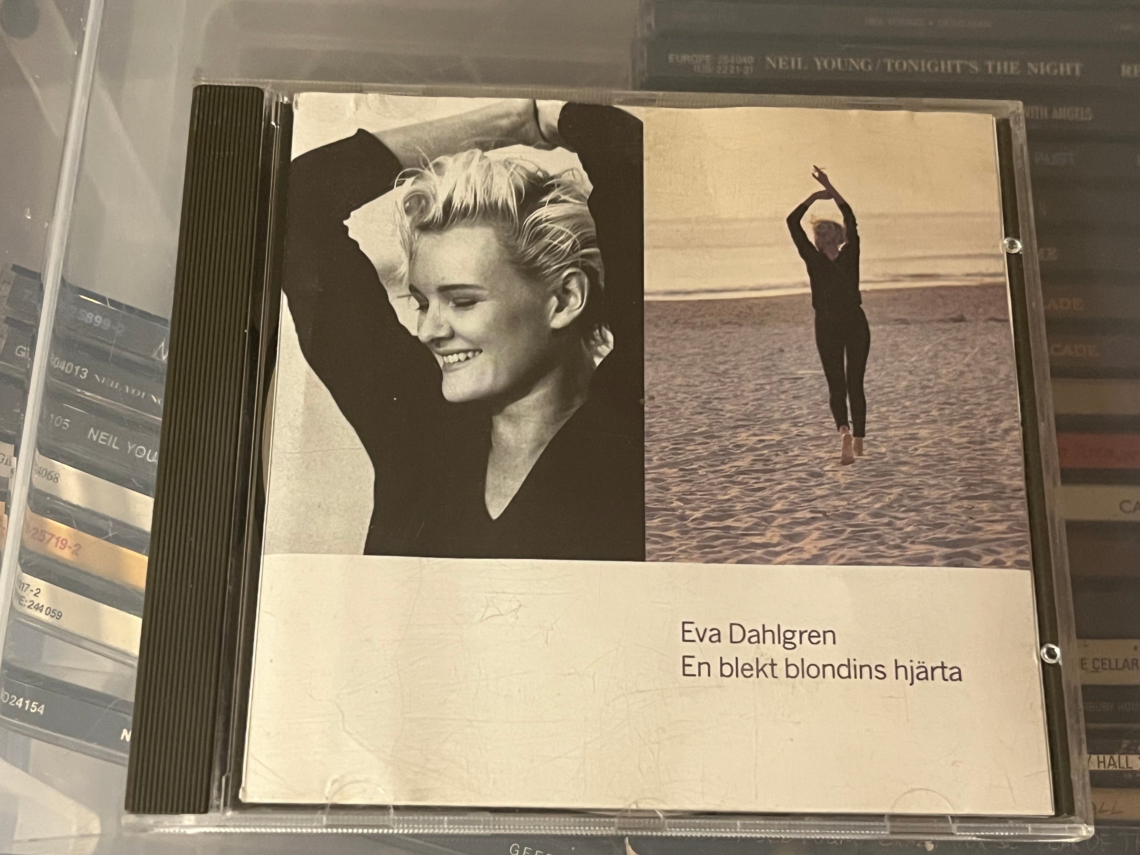 Eva Dahlgren - En blekt blondins hjärta (NM/NM)