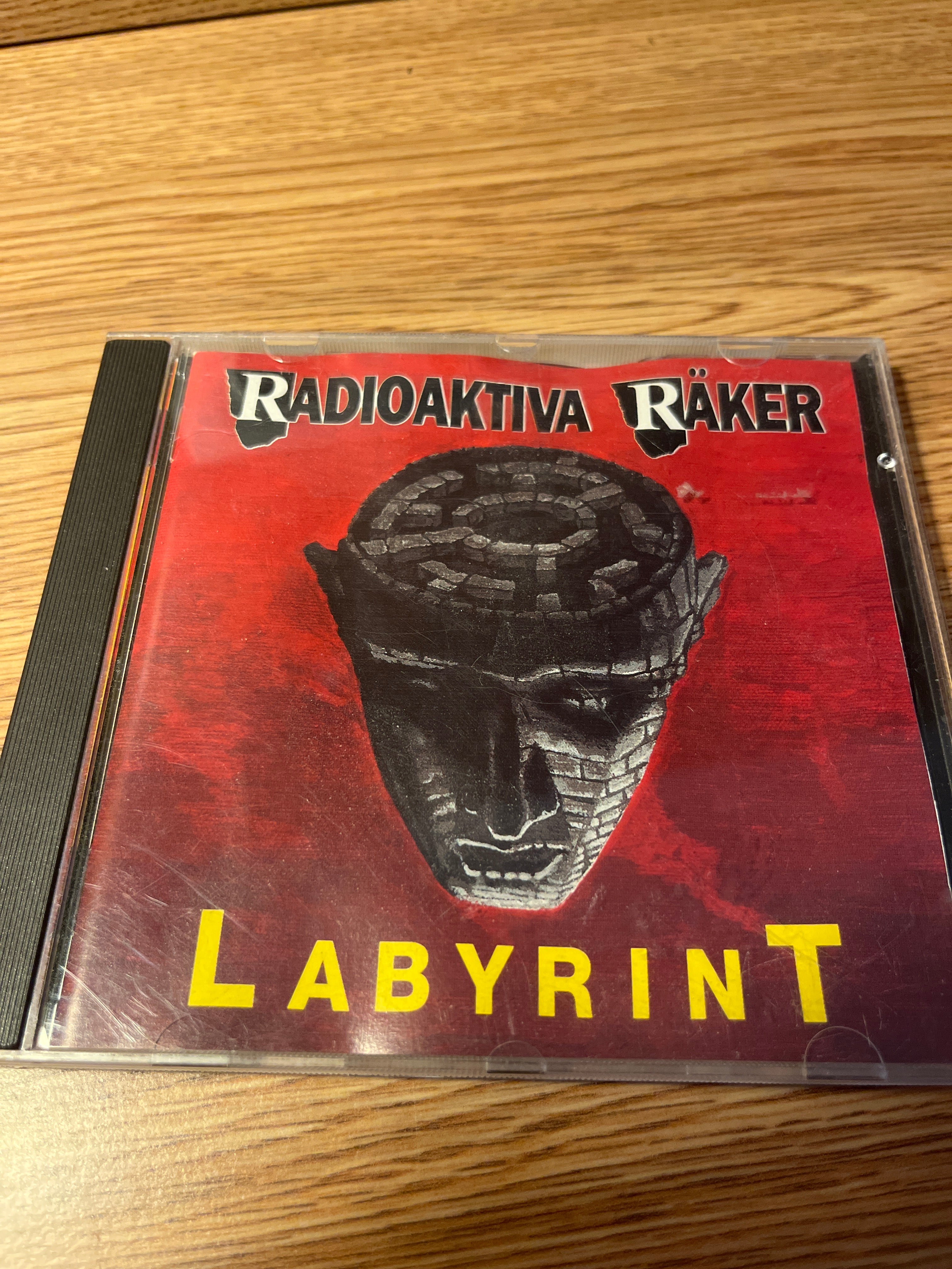 Radioaktiva Räker - Labyrint (vg/vg)