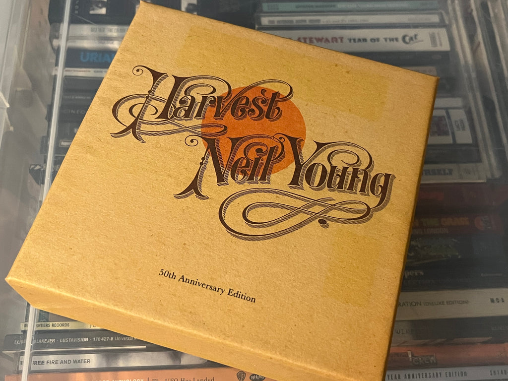 Neil Young – Harvest (NM/NM) 3CD+2DVD 50th Anniversary Edition Box!