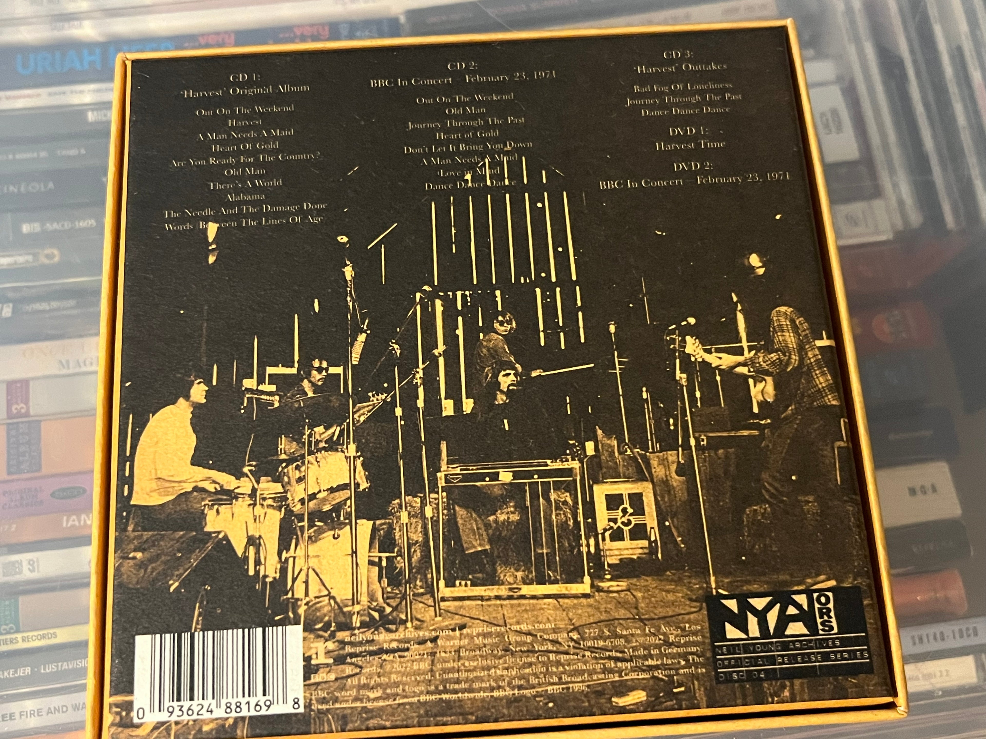 Neil Young – Harvest (NM/NM) 3CD+2DVD 50th Anniversary Edition Box!