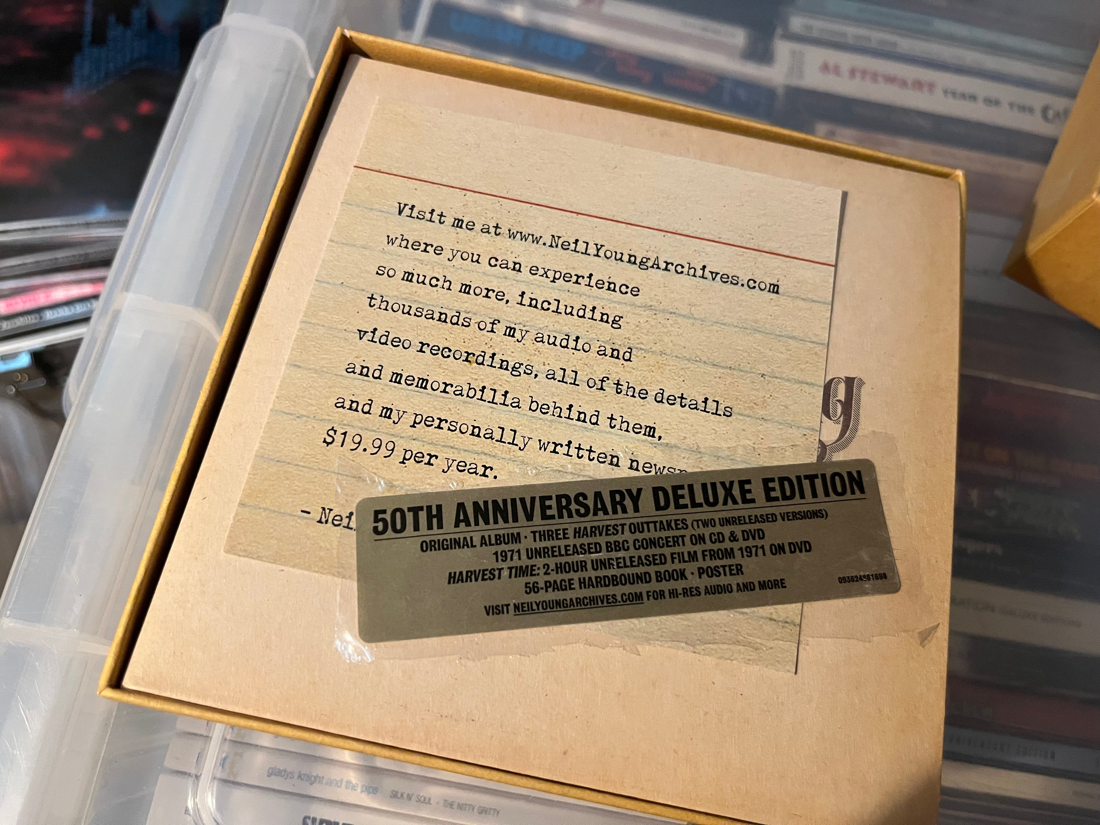 Neil Young – Harvest (NM/NM) 3CD+2DVD 50th Anniversary Edition Box!