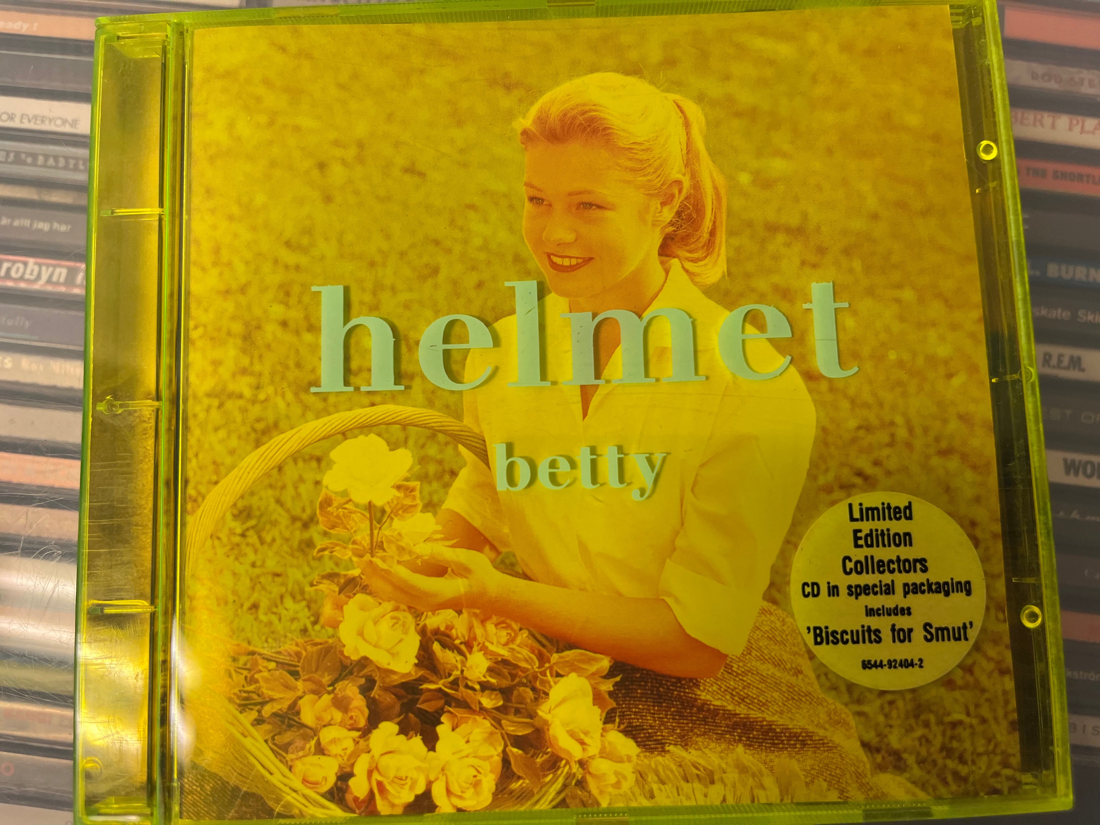 Helmet - Betty (NM/NM)