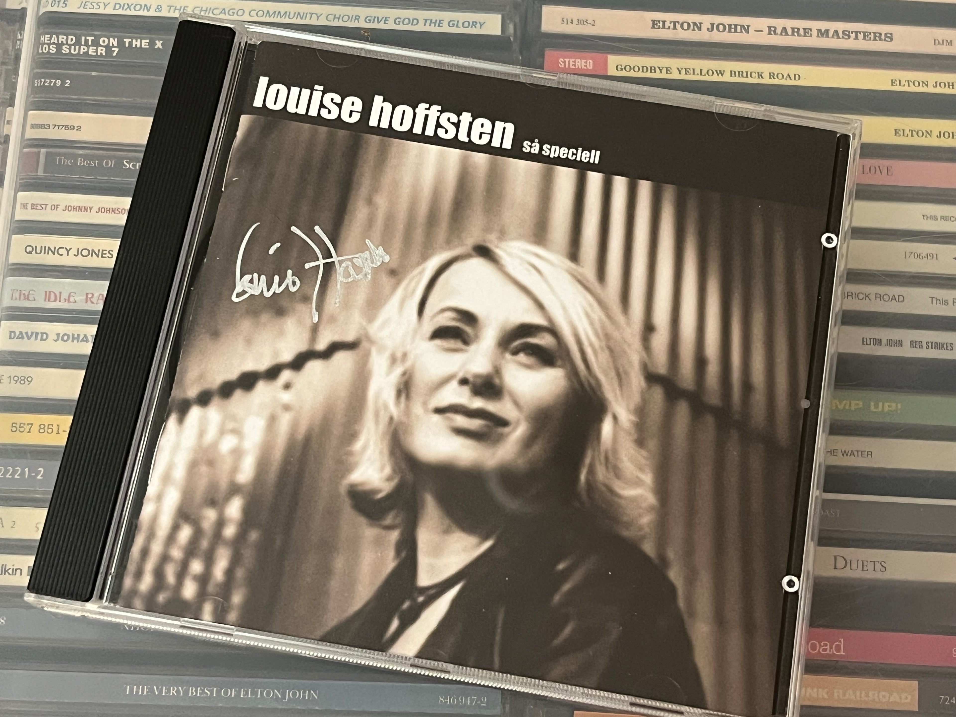 Louise Hoffsten ‎– Så Speciell (NM/NM) Snyggt signerad på framsidan!