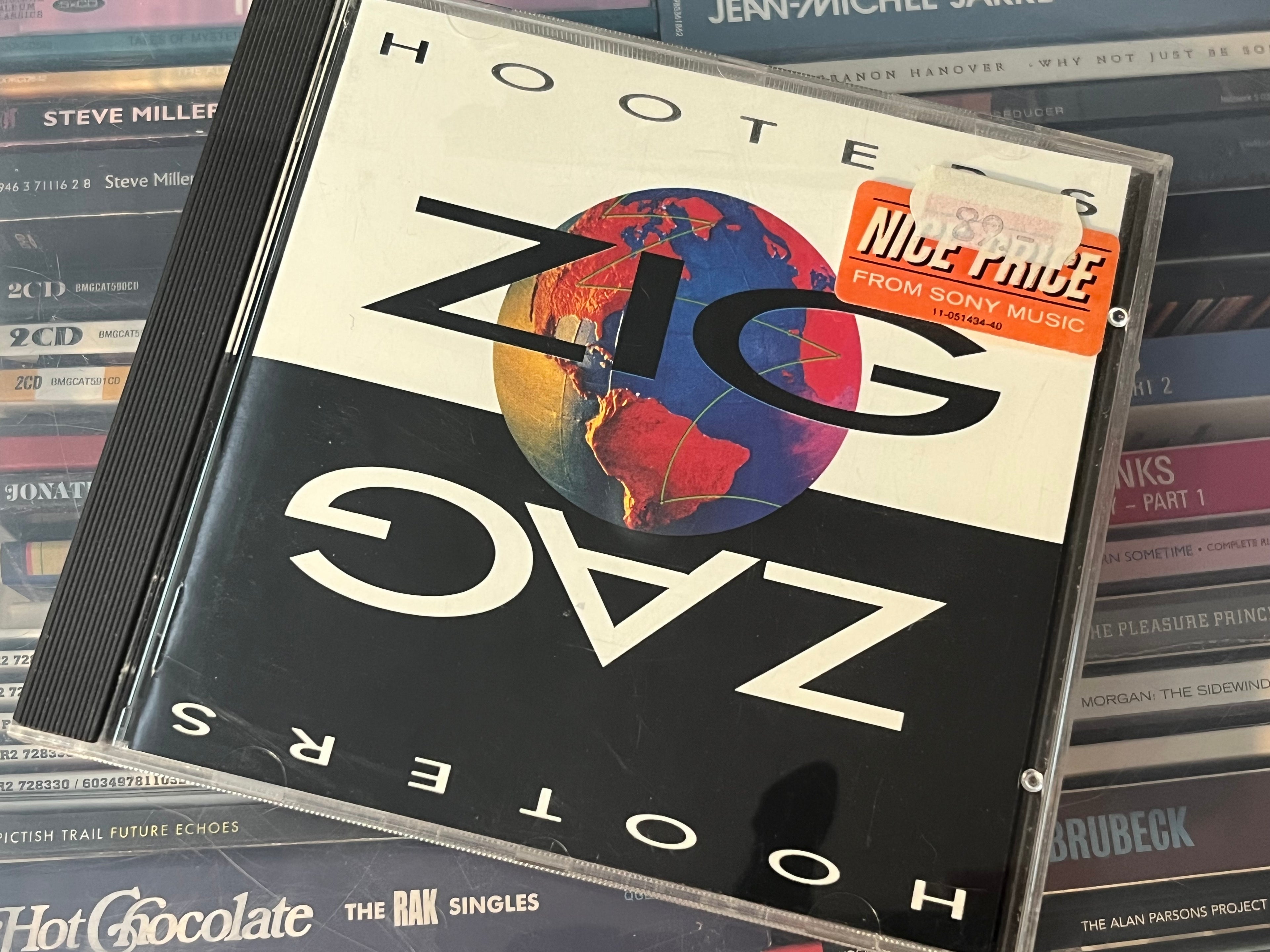 Hooters - Zig Zag (NM/NM)