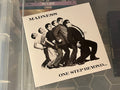 Madness – One Step Beyond... (NM/NM) UK-23 2CD +14 bonusspår!