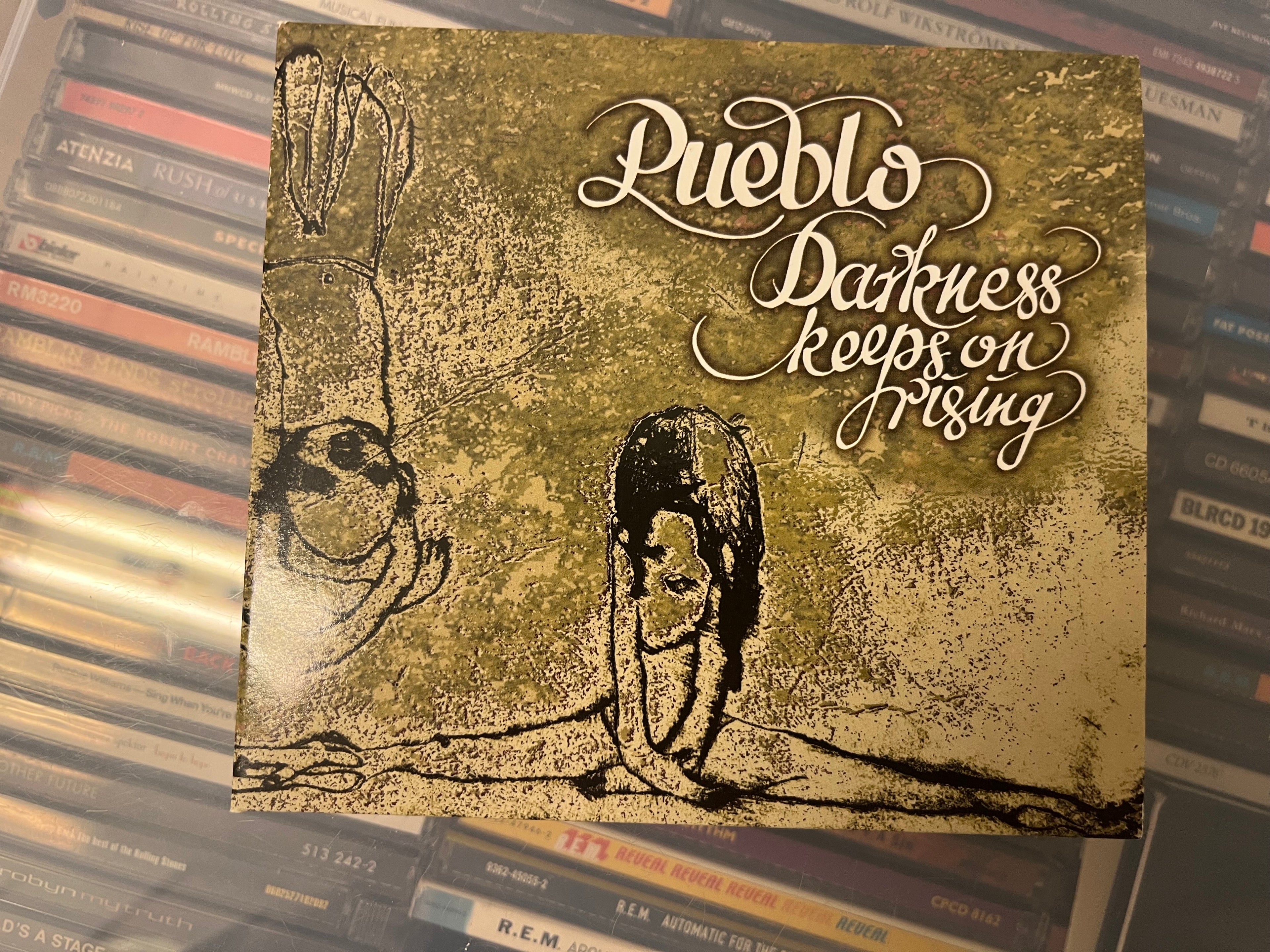 Pueblo - Darkness Keeps On Rising (NM/NM)