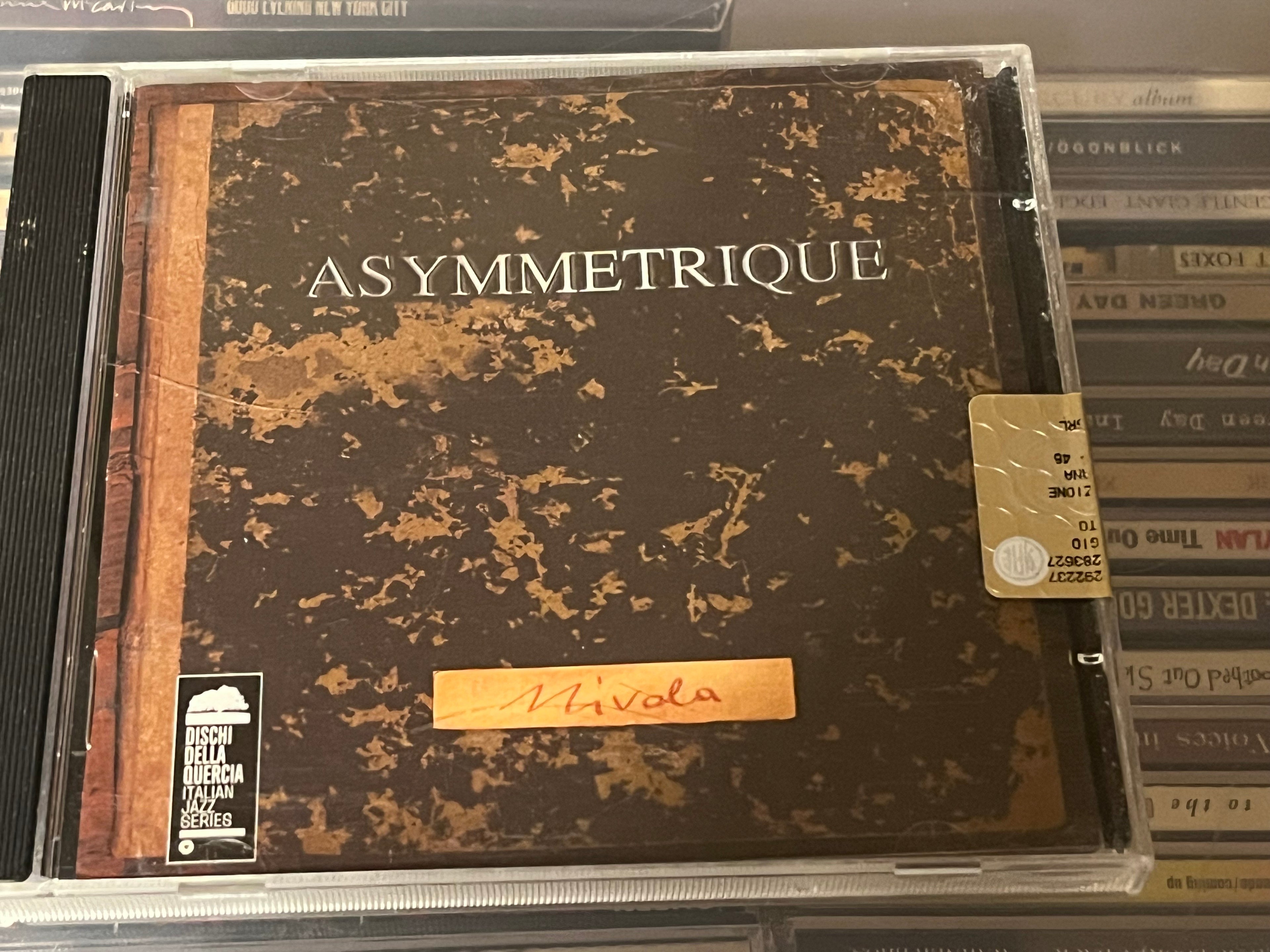 Asymmetrique – Nivola (NM/NM)