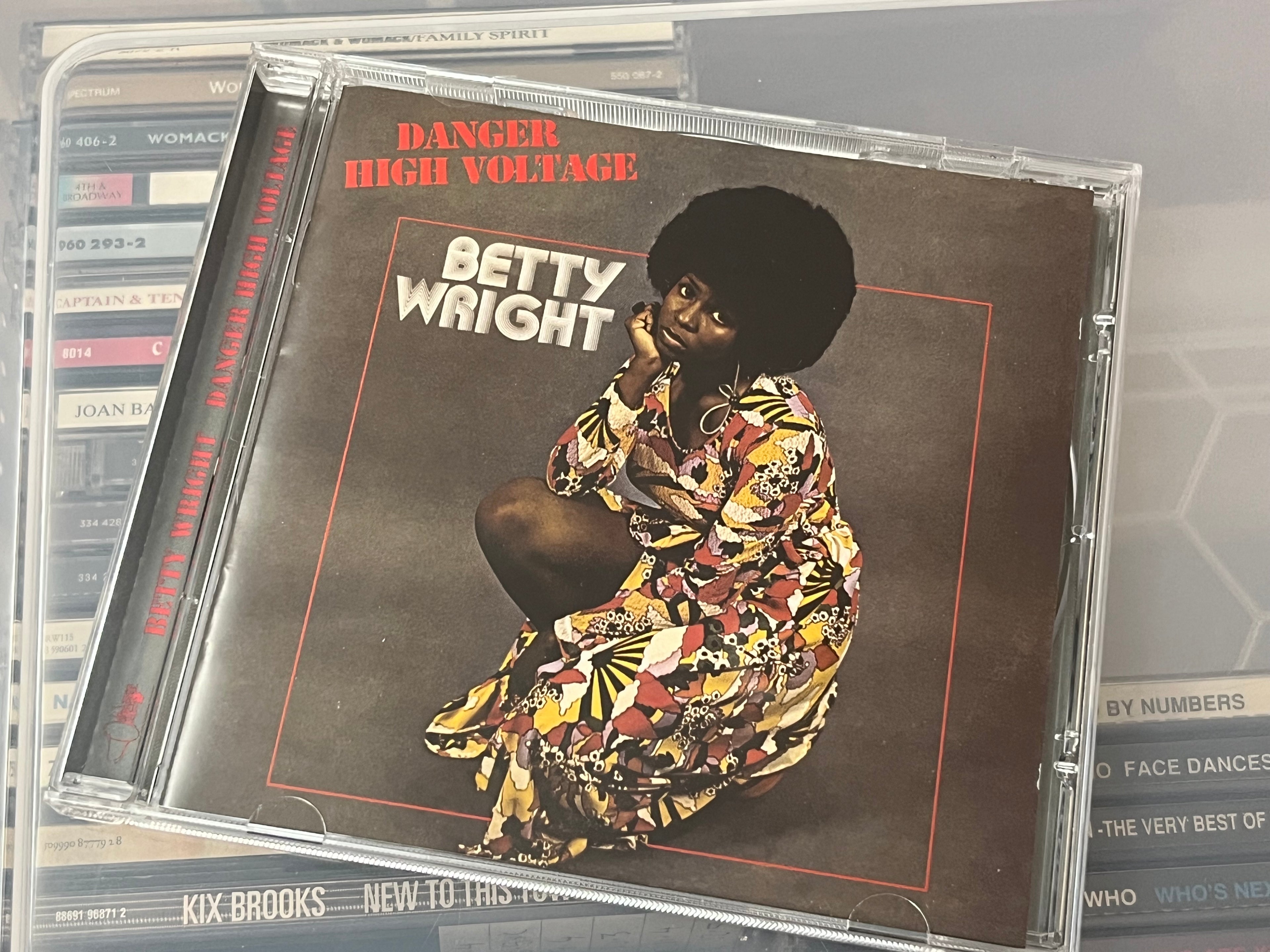 Betty Wright ‎– Danger High Voltage (NM/NM)
