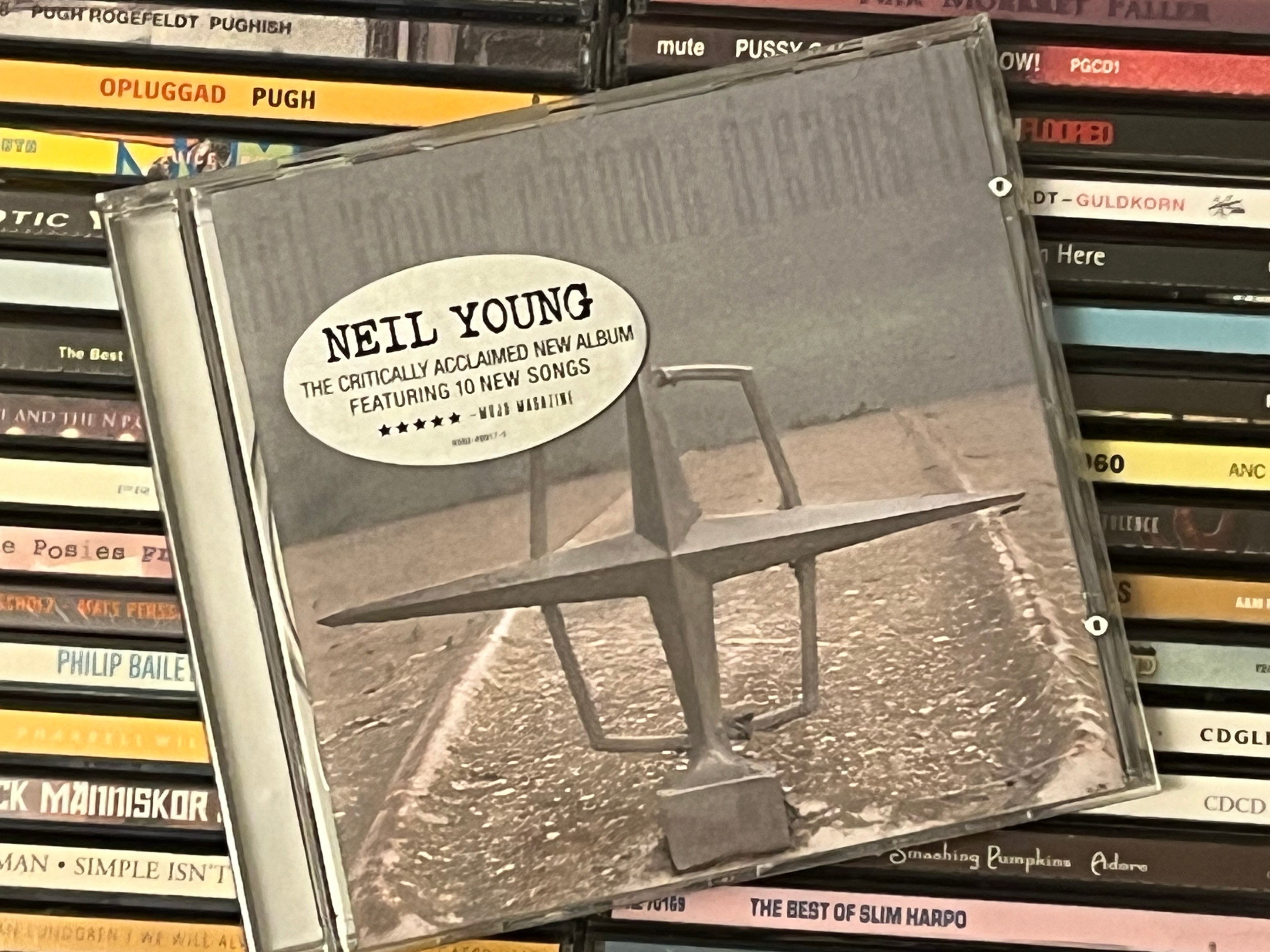 Neil Young – Chrome Dreams II (NM/NM) HDCD ***RESERVERAED WYNNE***