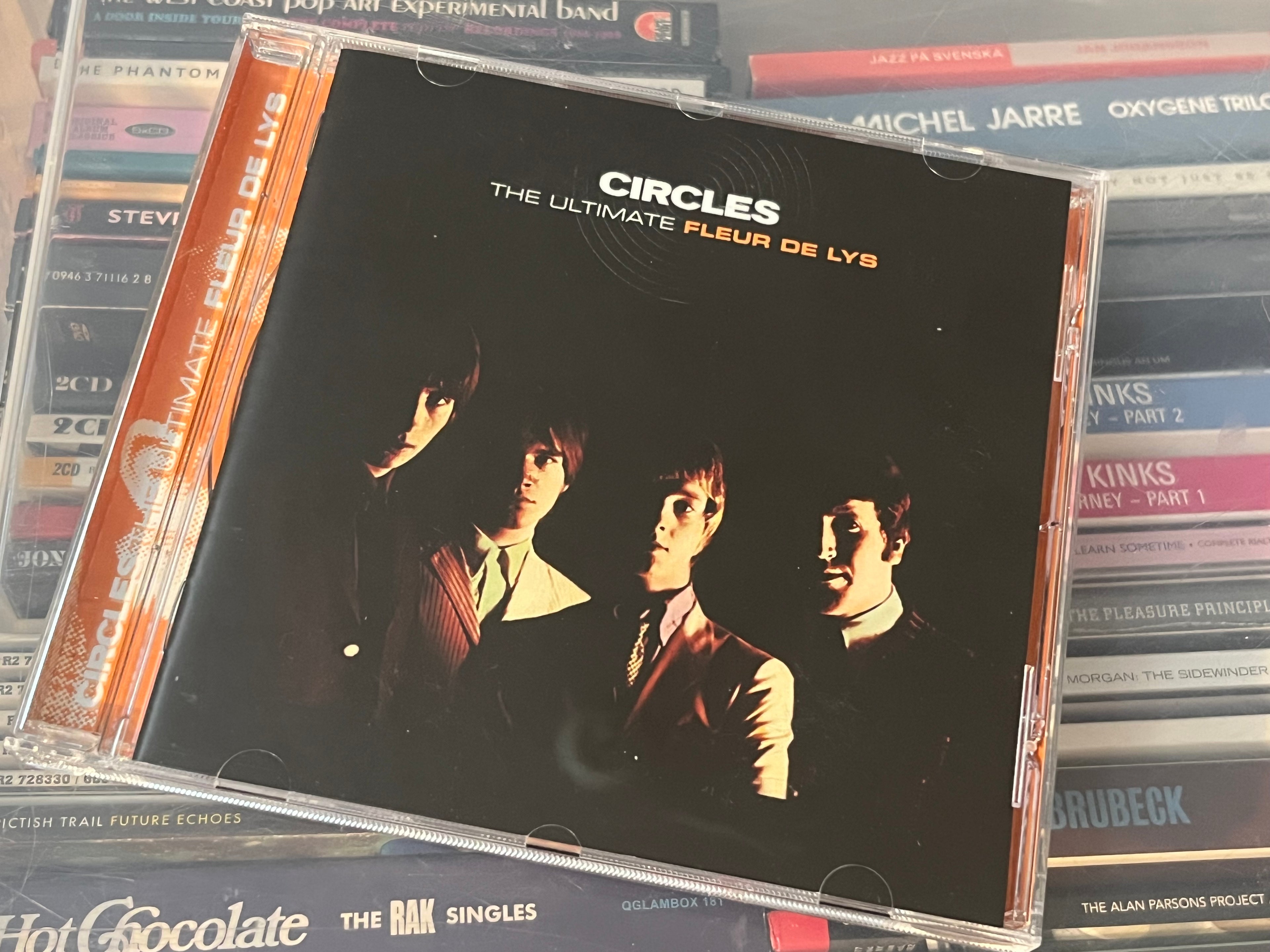 Les Fleur De Lys ‎– Circles: The Ultimate Fleur De Lys (NM/NM) UK-21