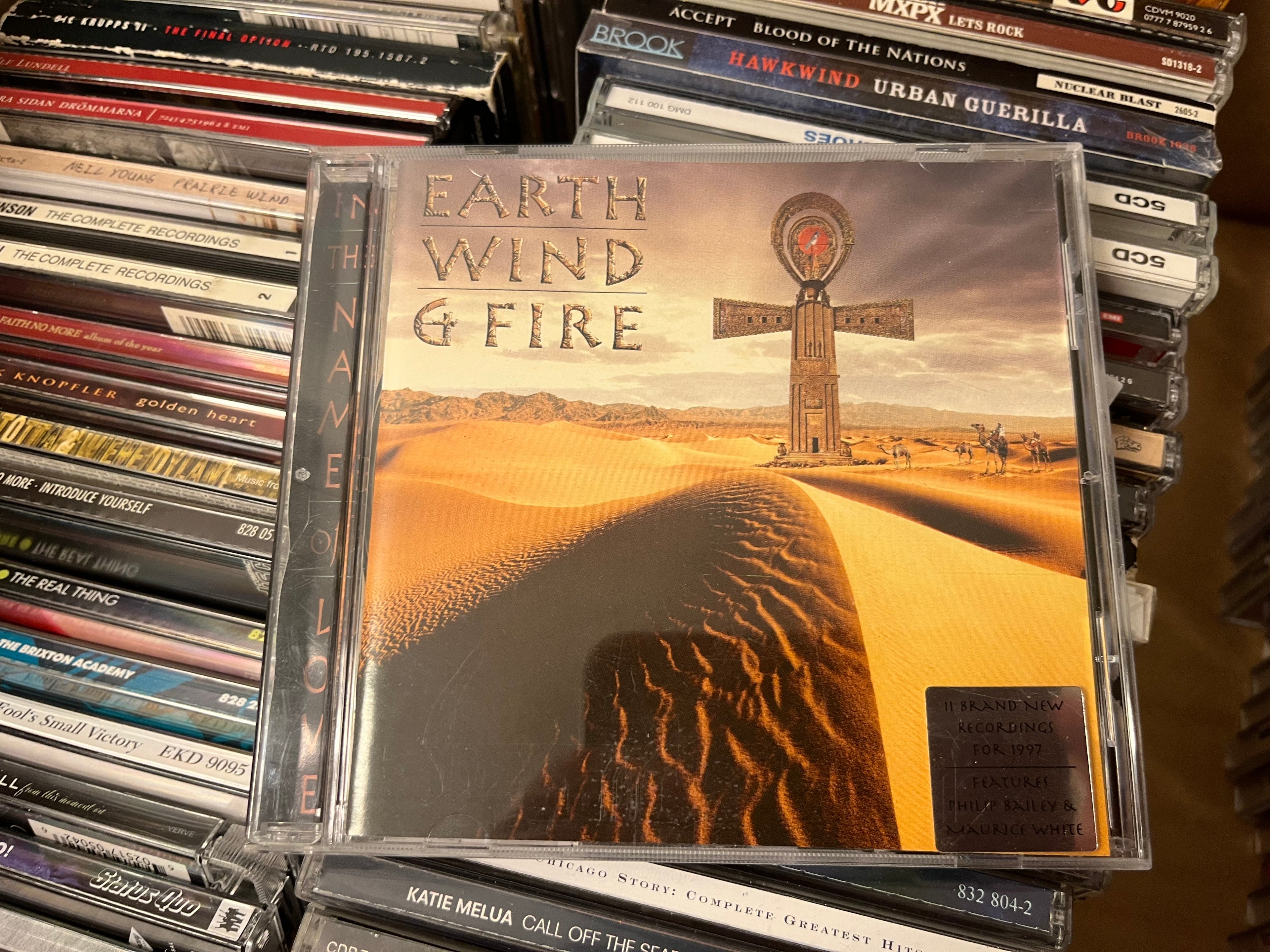 Earth, Wind & Fire – In The Name Of Love (NM/NM)