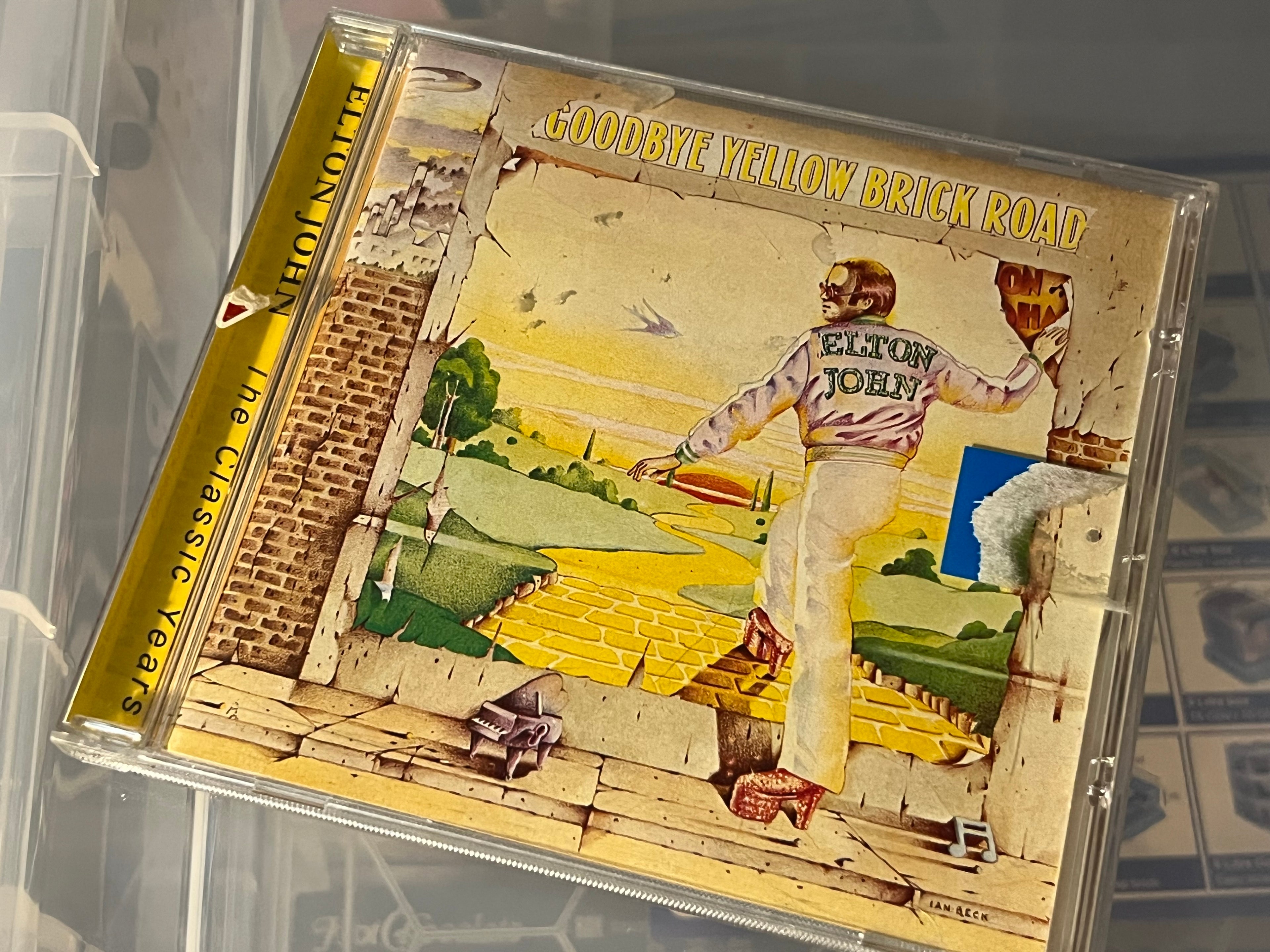 Elton John – Goodbye Yellow Brick Road (NM/vg+)