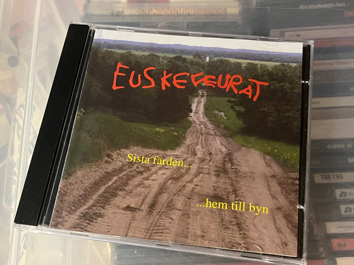 Euskefeurat ‎– Sista Färden Hem Till Byn (NM/NM) SWE-94 signerad baksida booklet ***RARE***