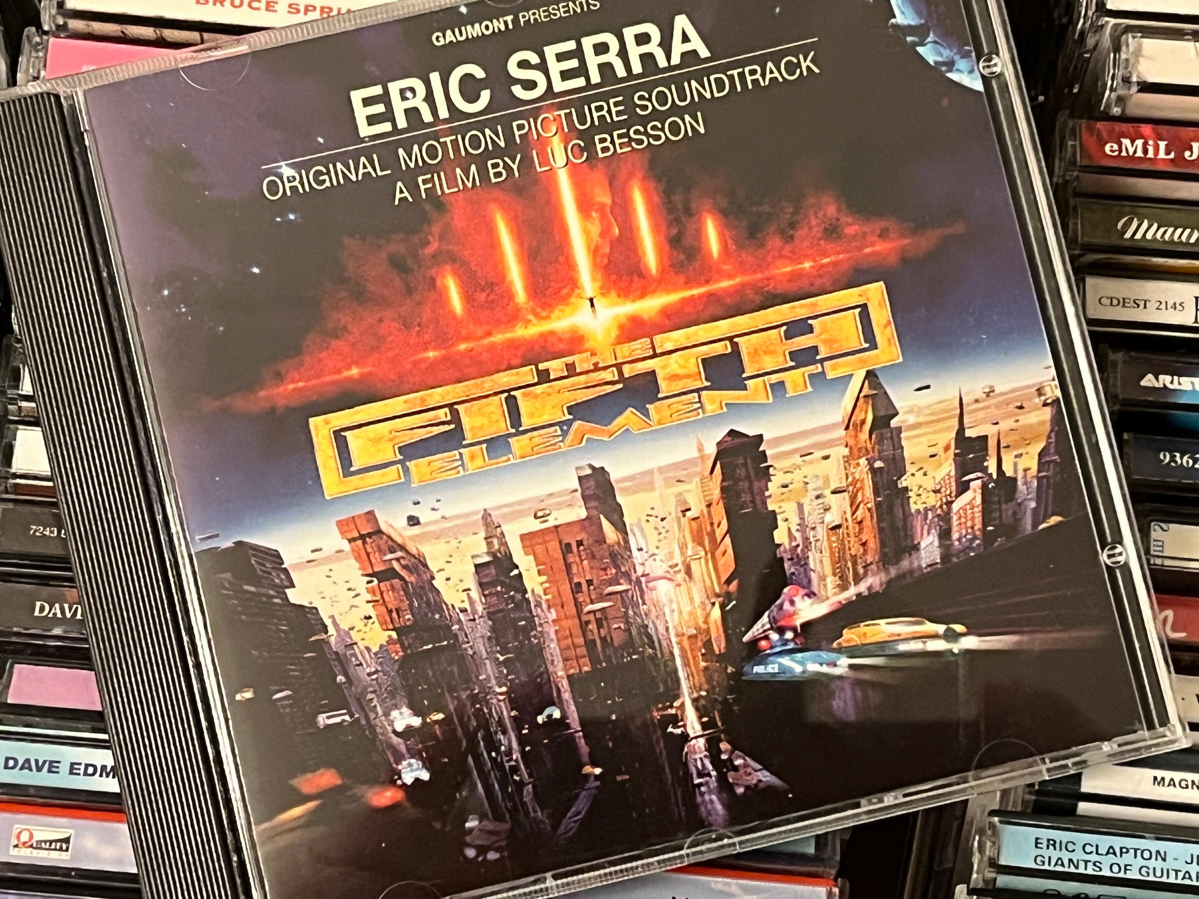 Eric Serra – The Fifth Element (Original Motion Picture Soundtrack) (NM/NM)