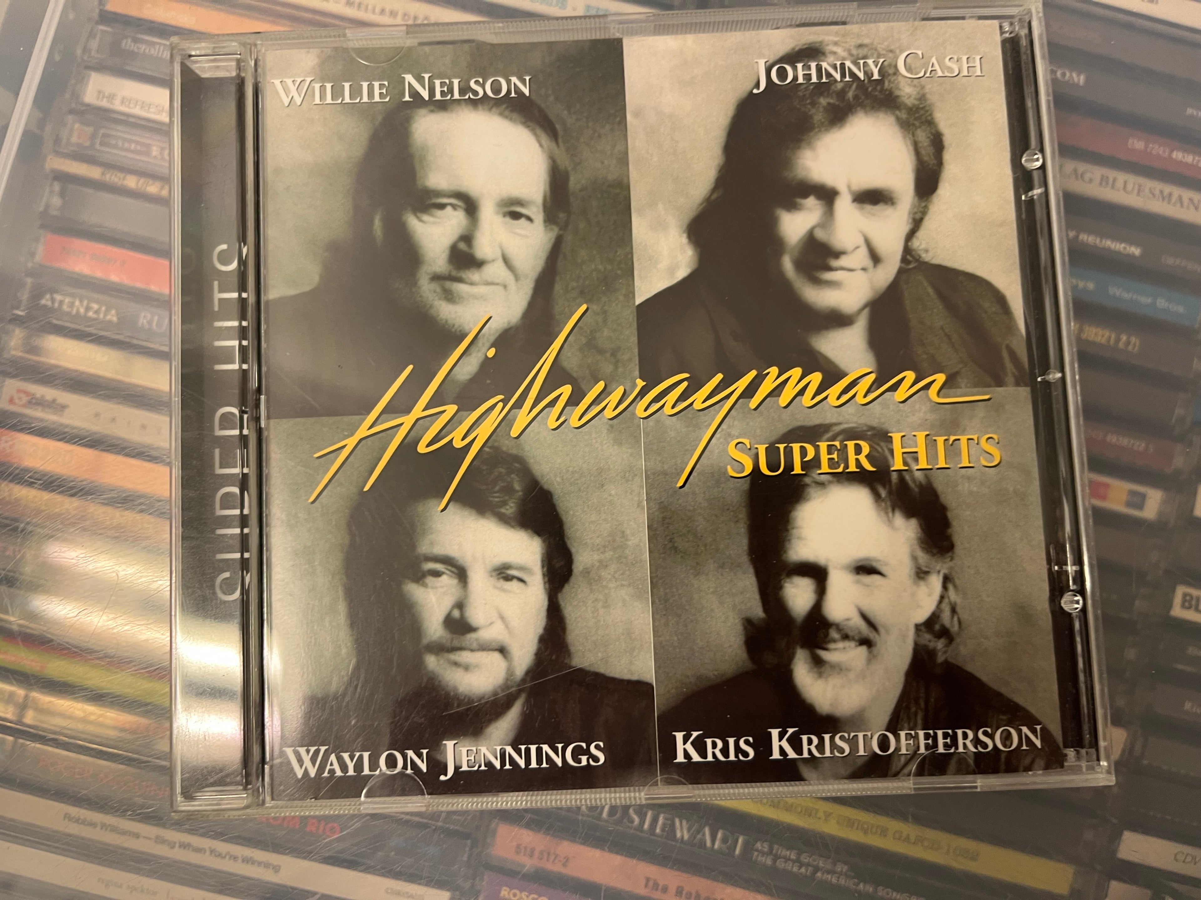 Waylon Jennings, Willie Nelson, Johnny Cash, Kris Kristofferson – Highwayman (vg+/vg+)