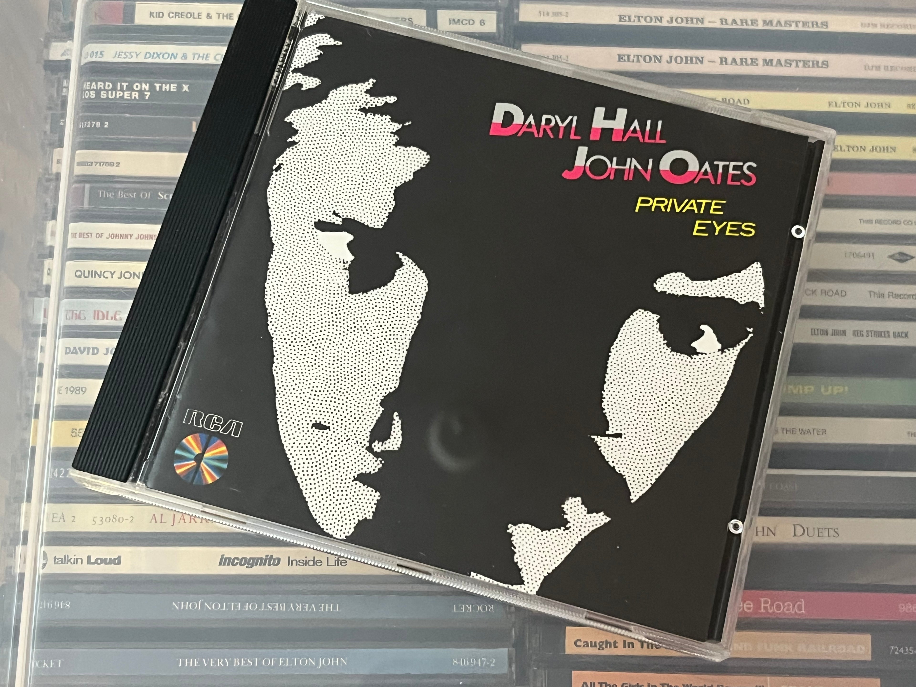 Daryl Hall, John Oates – Private Eyes (NM/NM)