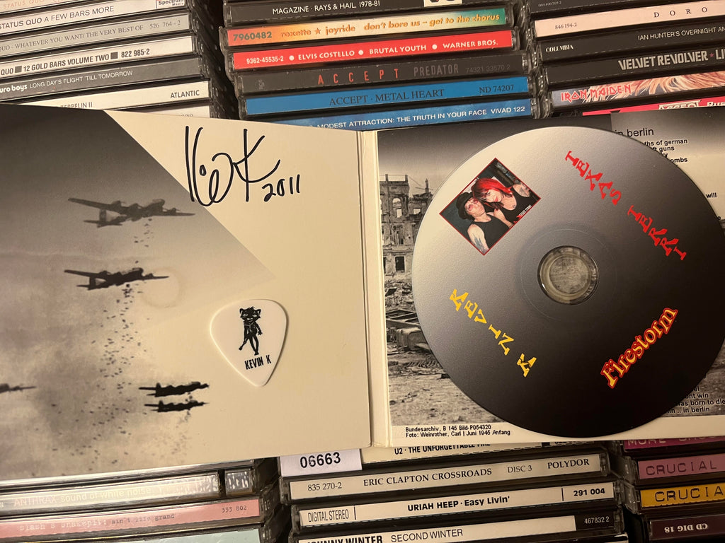 Texas Terri / Kevin K ‎– Firestorm (NM/vg+) SIGNED!