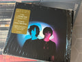 Ladytron ‎– Best Of 00-10 (NM/NM) 2011 2CD +80pp book ***RARE***