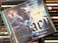 Yandel – Legacy: De Líder A Leyenda Tour (Deluxe) (NM/NM)