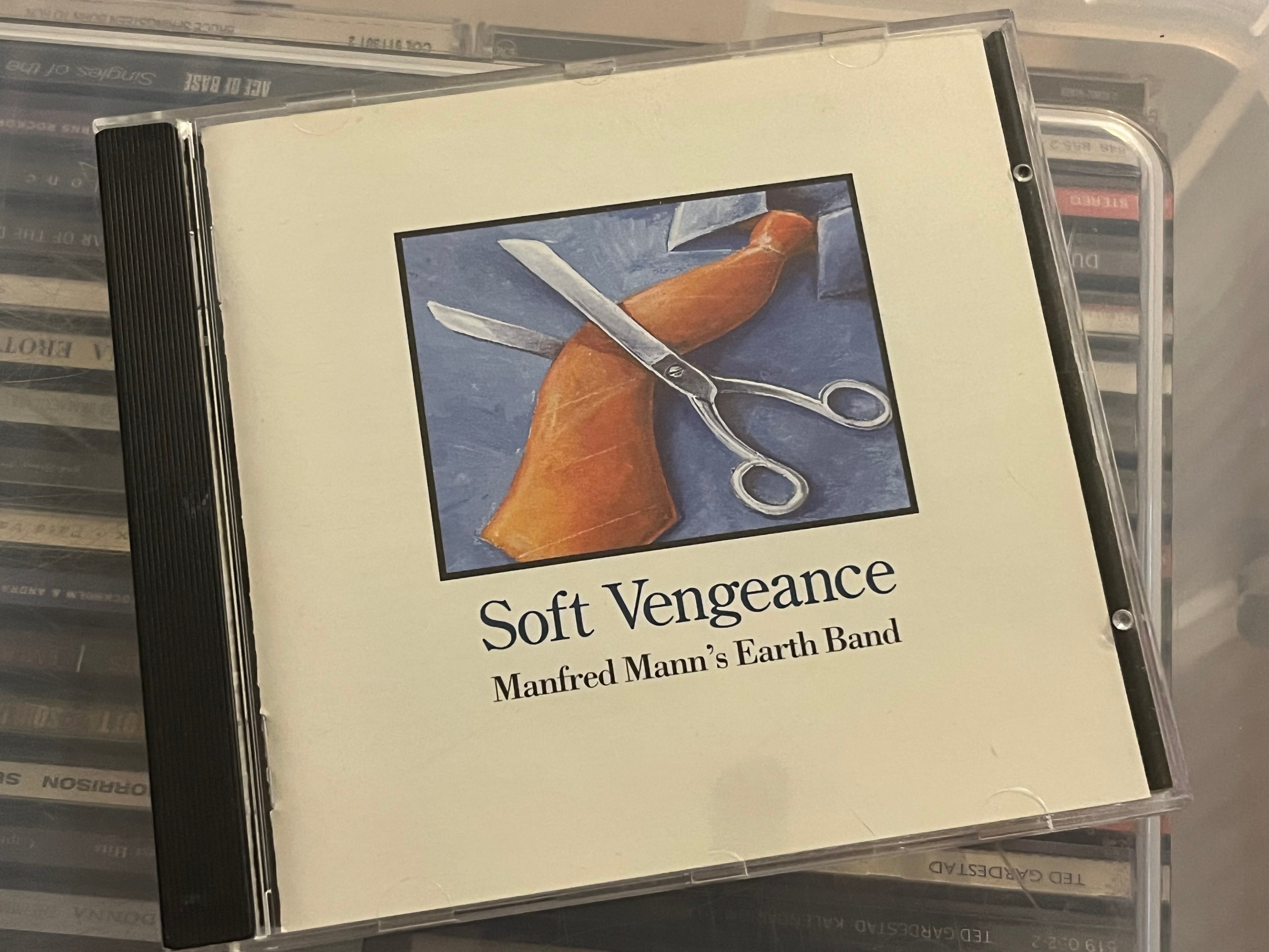 Manfred Mann's Earth Band ‎– Soft Vengeance (NM/NM)
