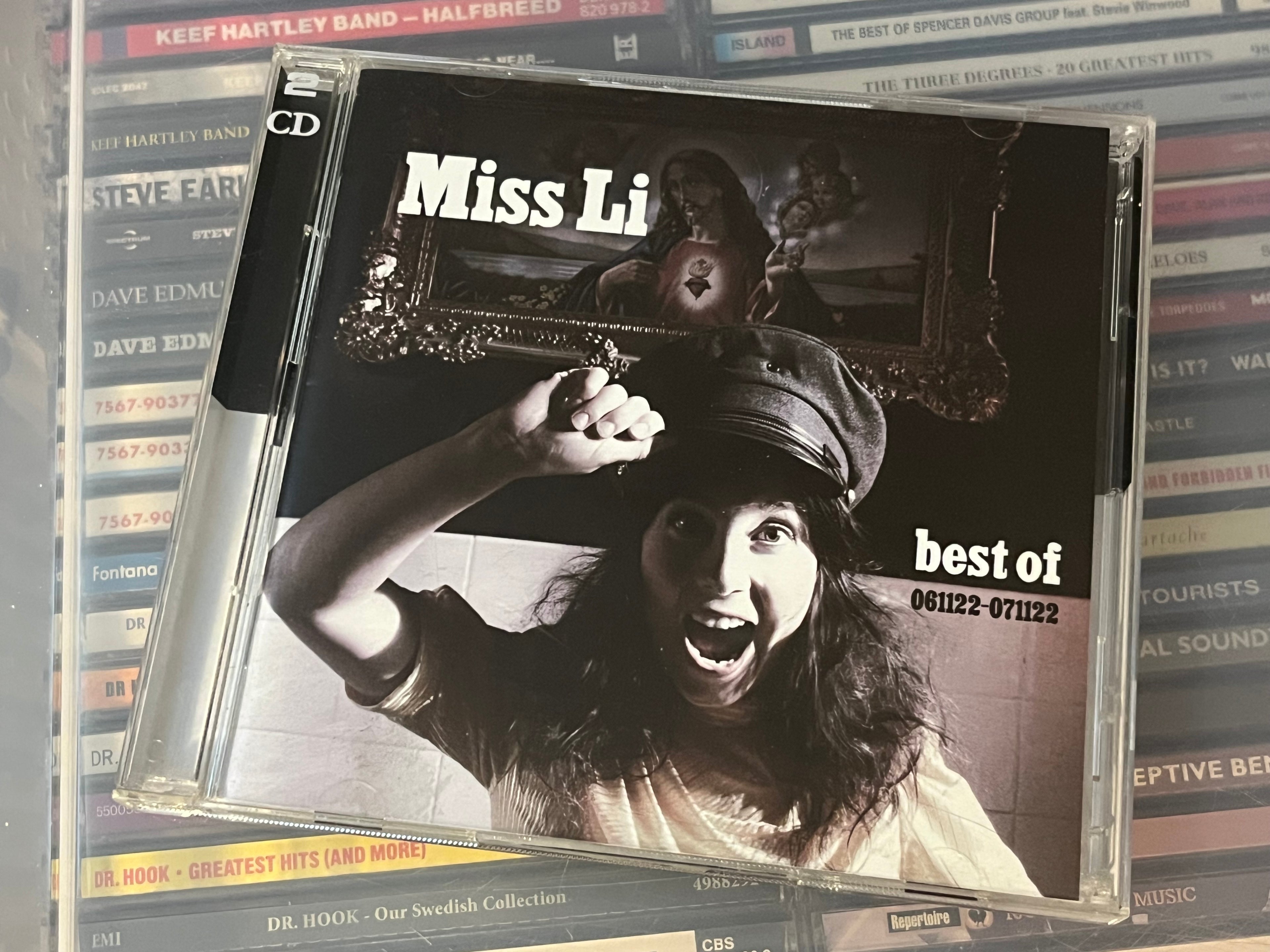 Miss Li – Best Of 061122-071122 (vg+/NM/NM) 2CD