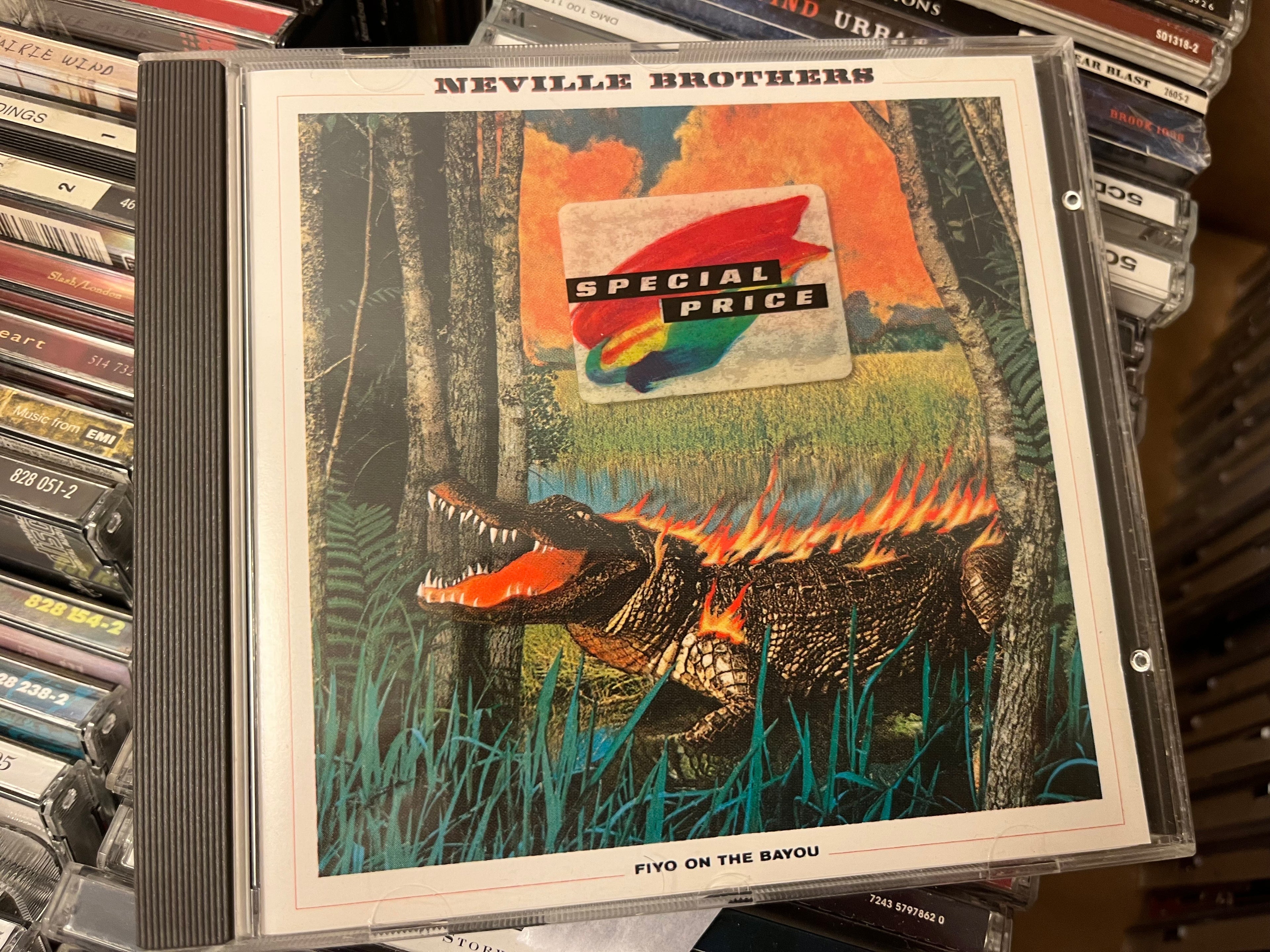 Neville Brothers – Fiyo On The Bayou (NM/NM)