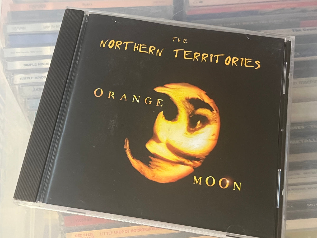 The Northern Territories – Orange Moon (NM/NM) GER-97