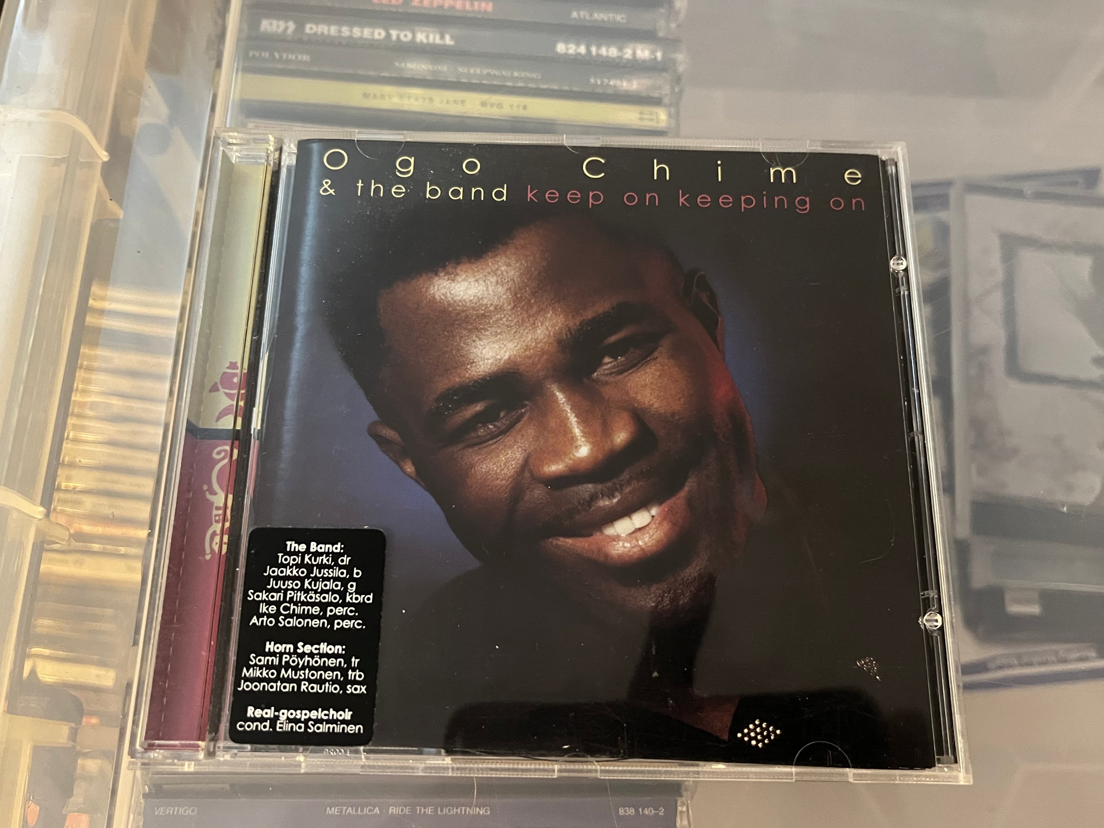 Ogo Chime & The Band – Keep On Keeping On (NM/NM)