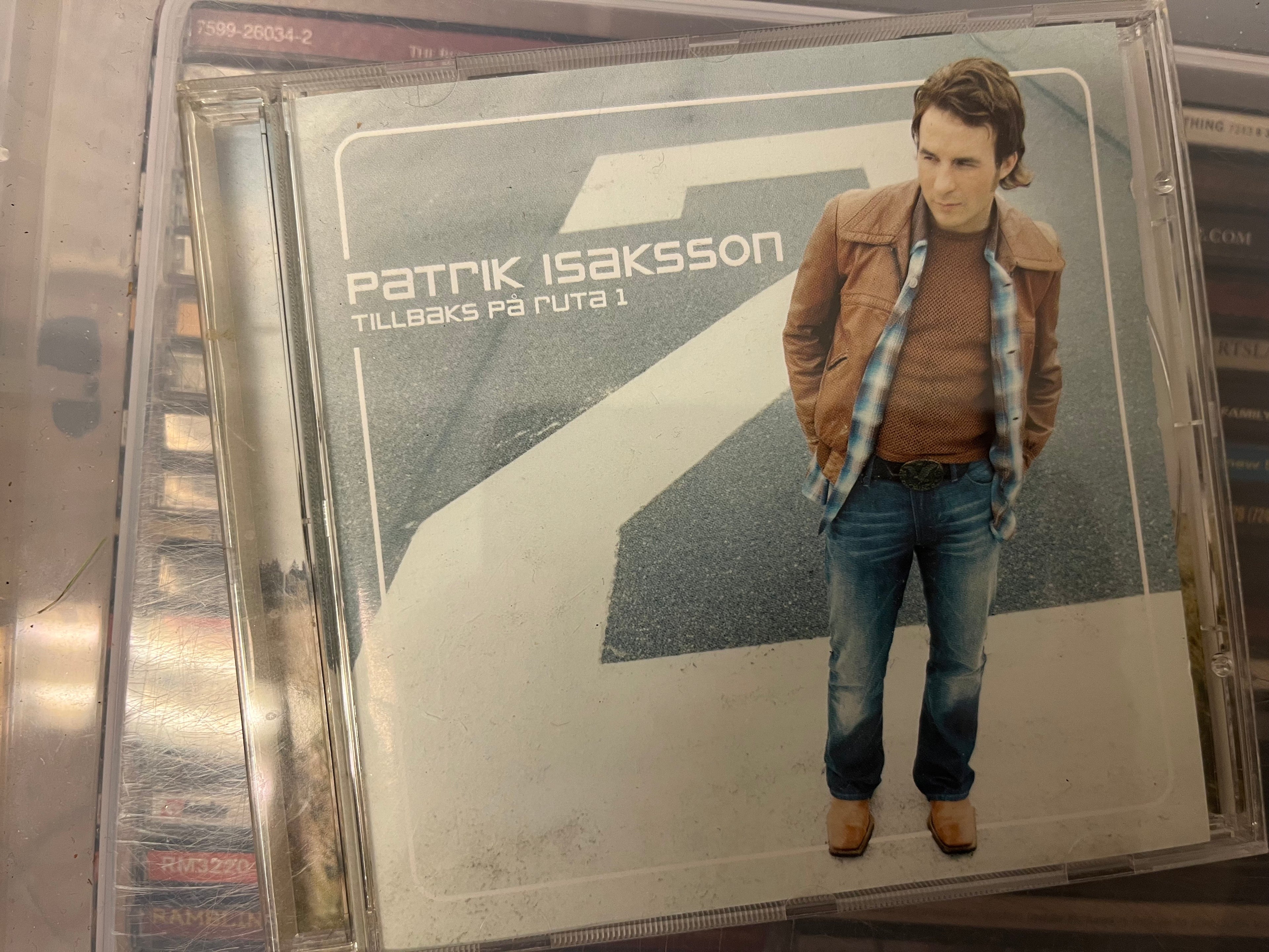 Patrik Isaksson – Tillbaks På Ruta 1 (NM/NM)