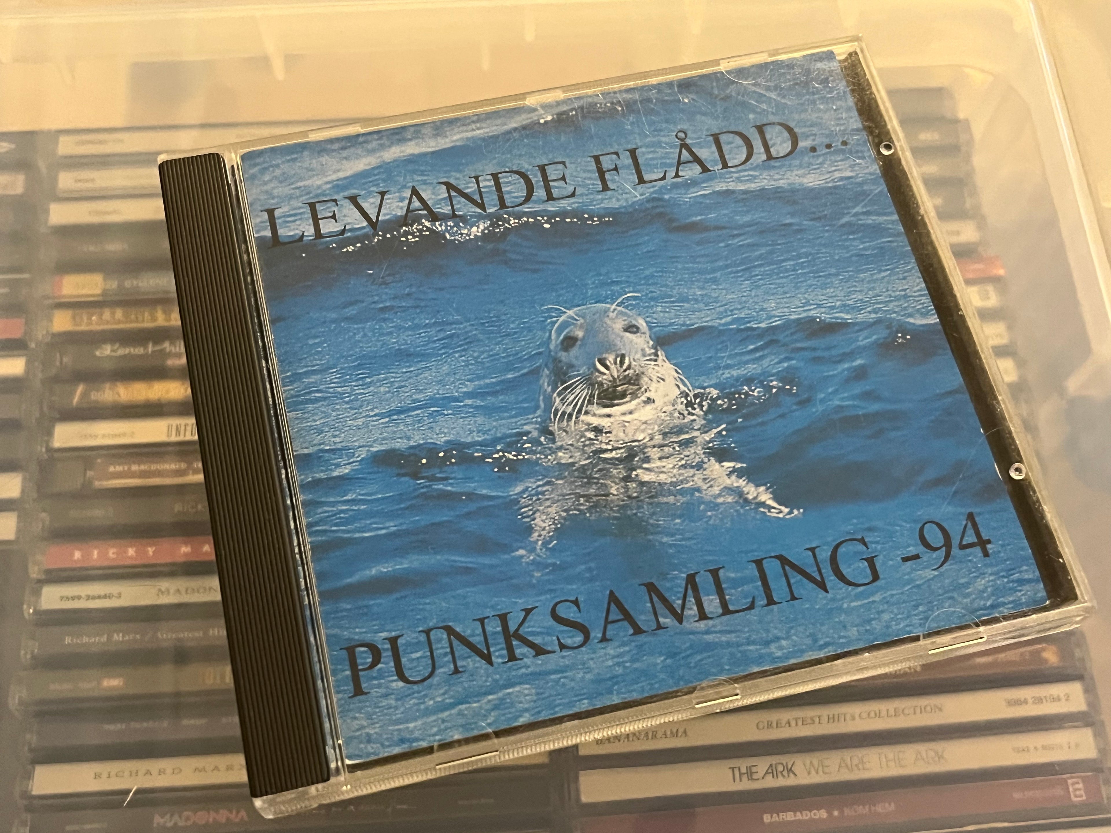Various – Levande Flådd... Punksamling -94 (vg+/vg+)