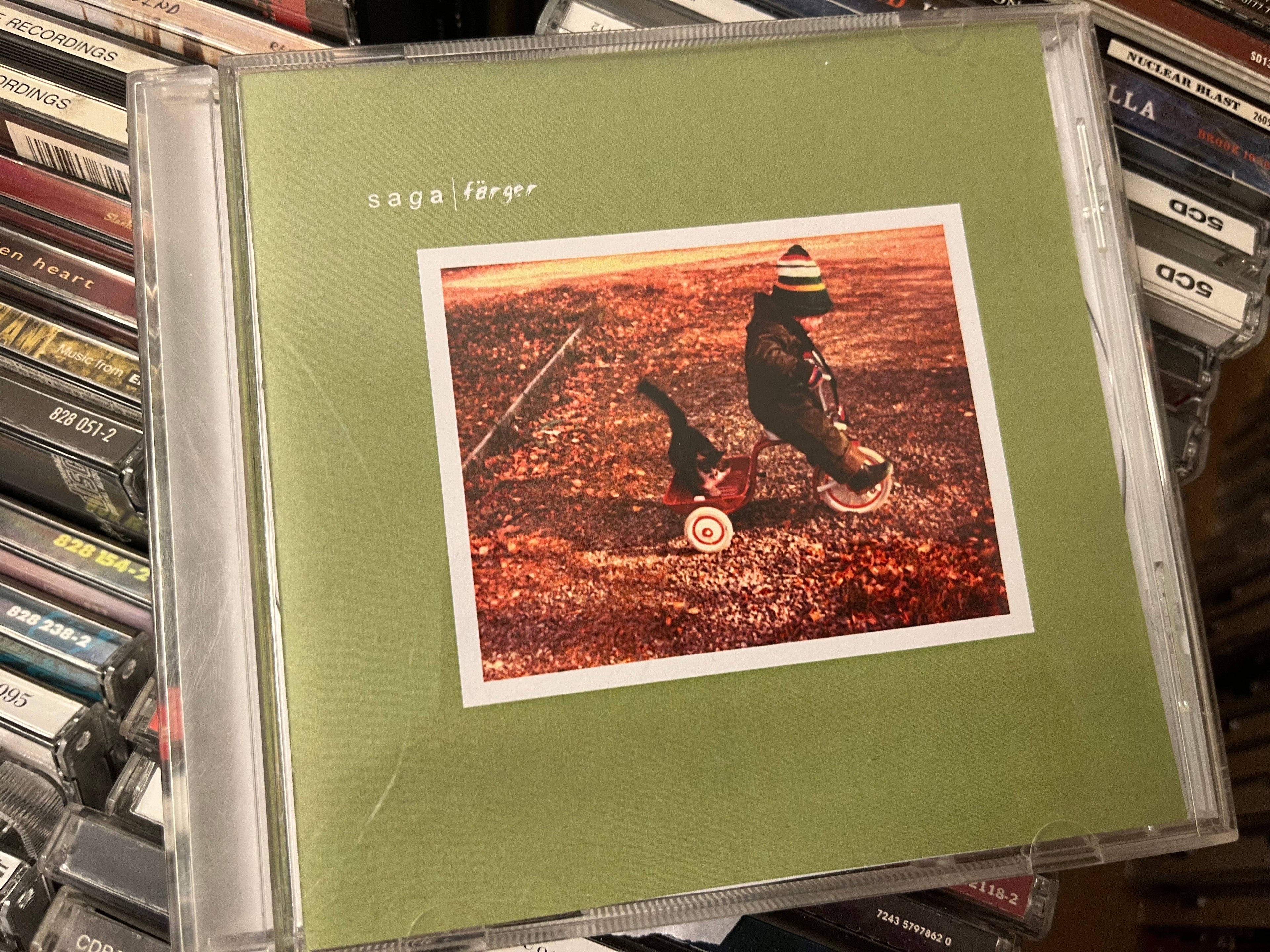 Saga – Färger (NM/NM)