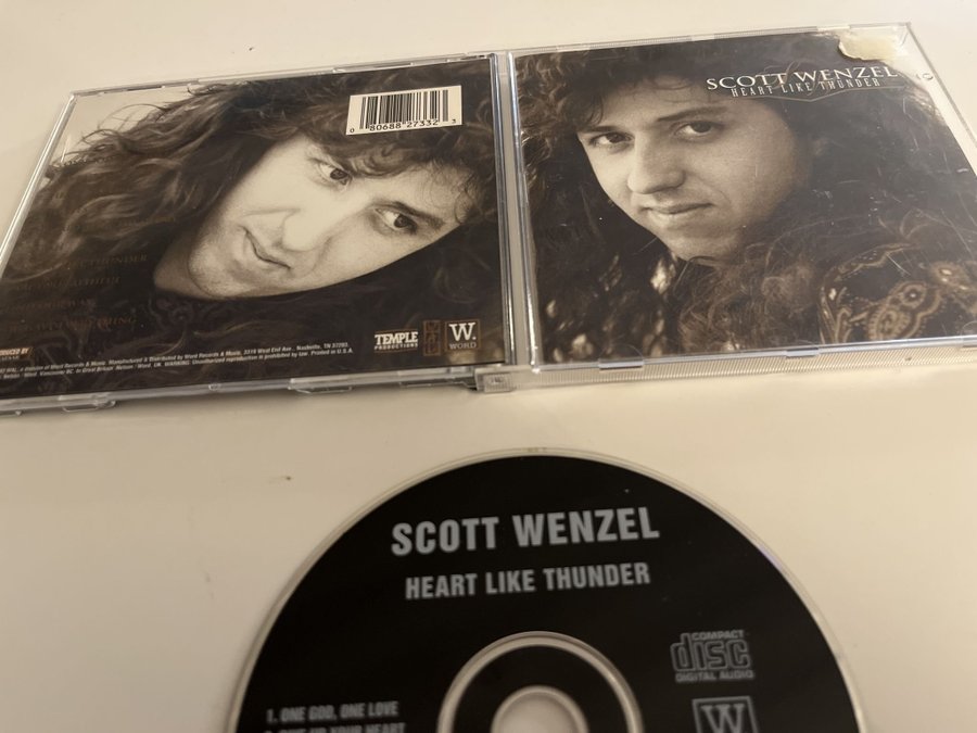Scott Wenzel – Heart Like Thunder (NM/NM)