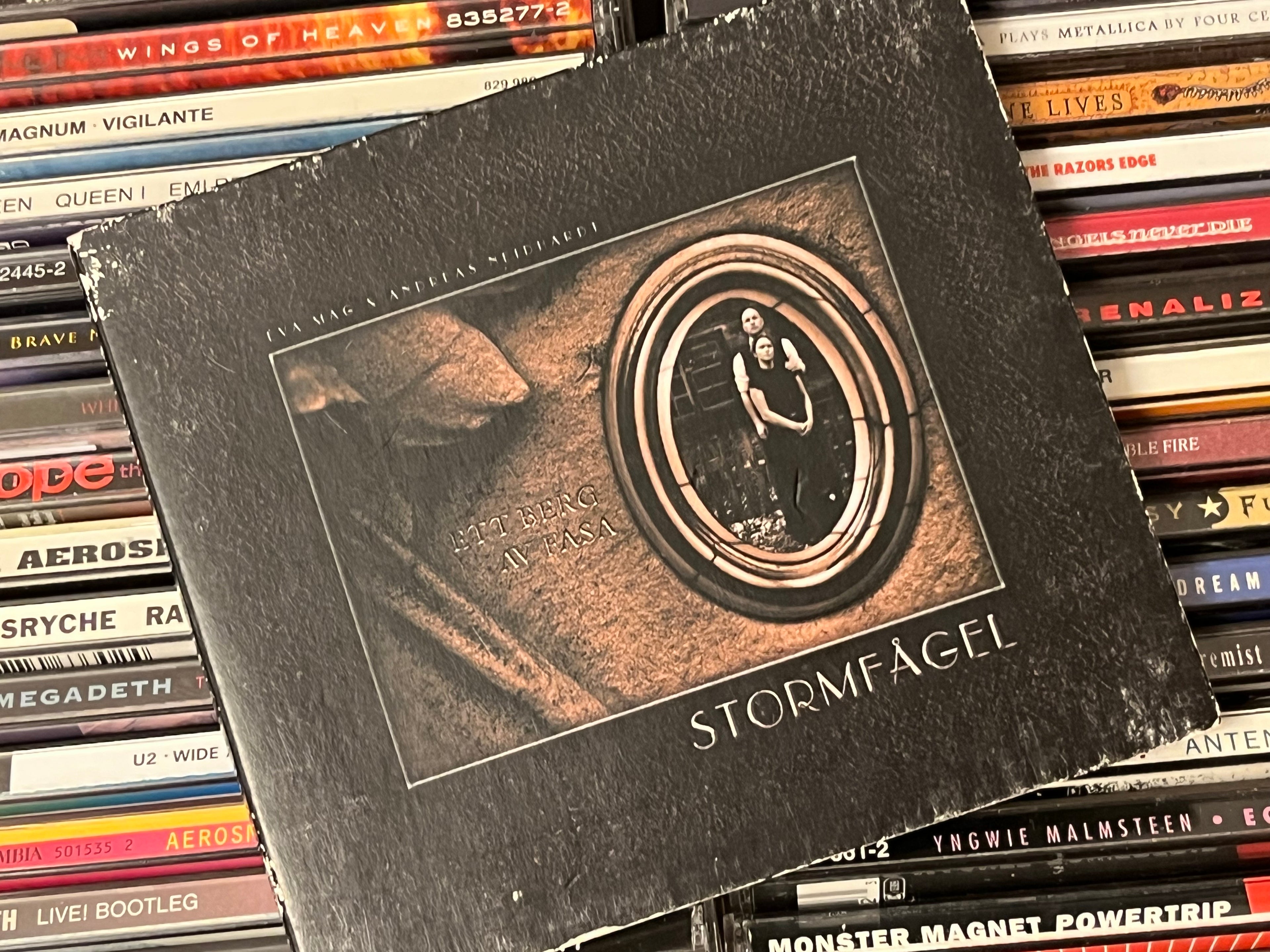 Stormfågel ‎– Ett Berg Av Fasa (NM/vg) shelfwear digi