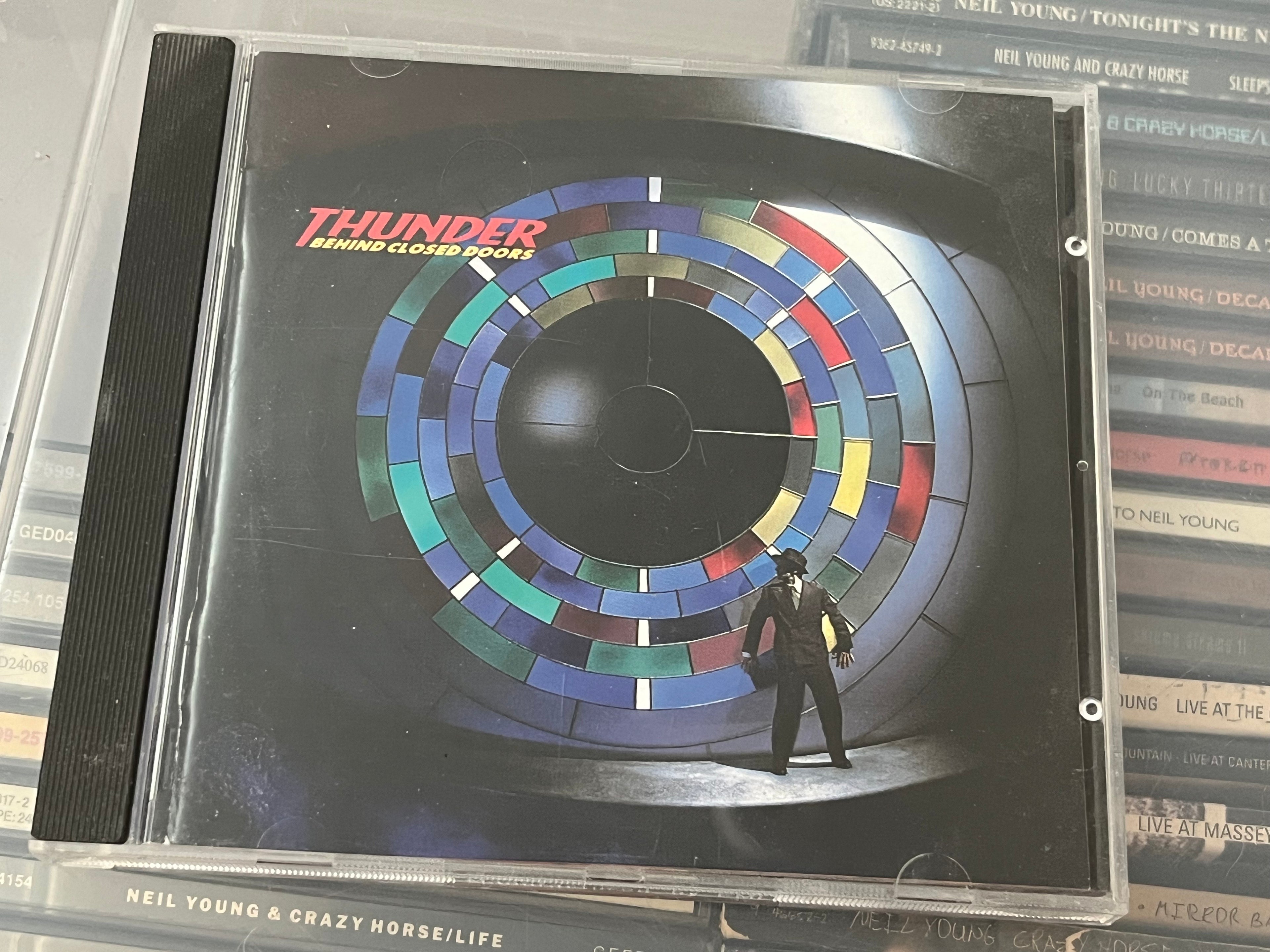 Thunder – Behind Closed Doors (NM/NM) +bonus dvd