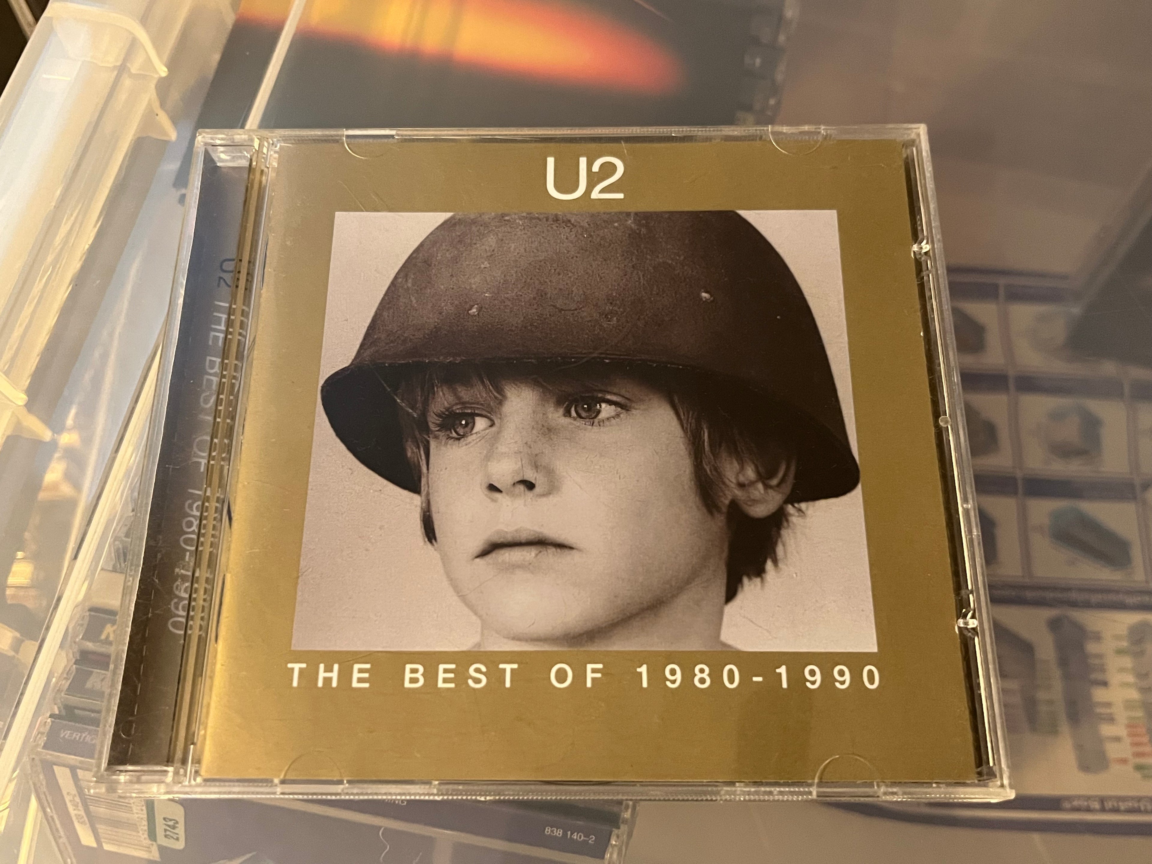 U2 – The Best Of 1980-1990 (vg+/vg+)