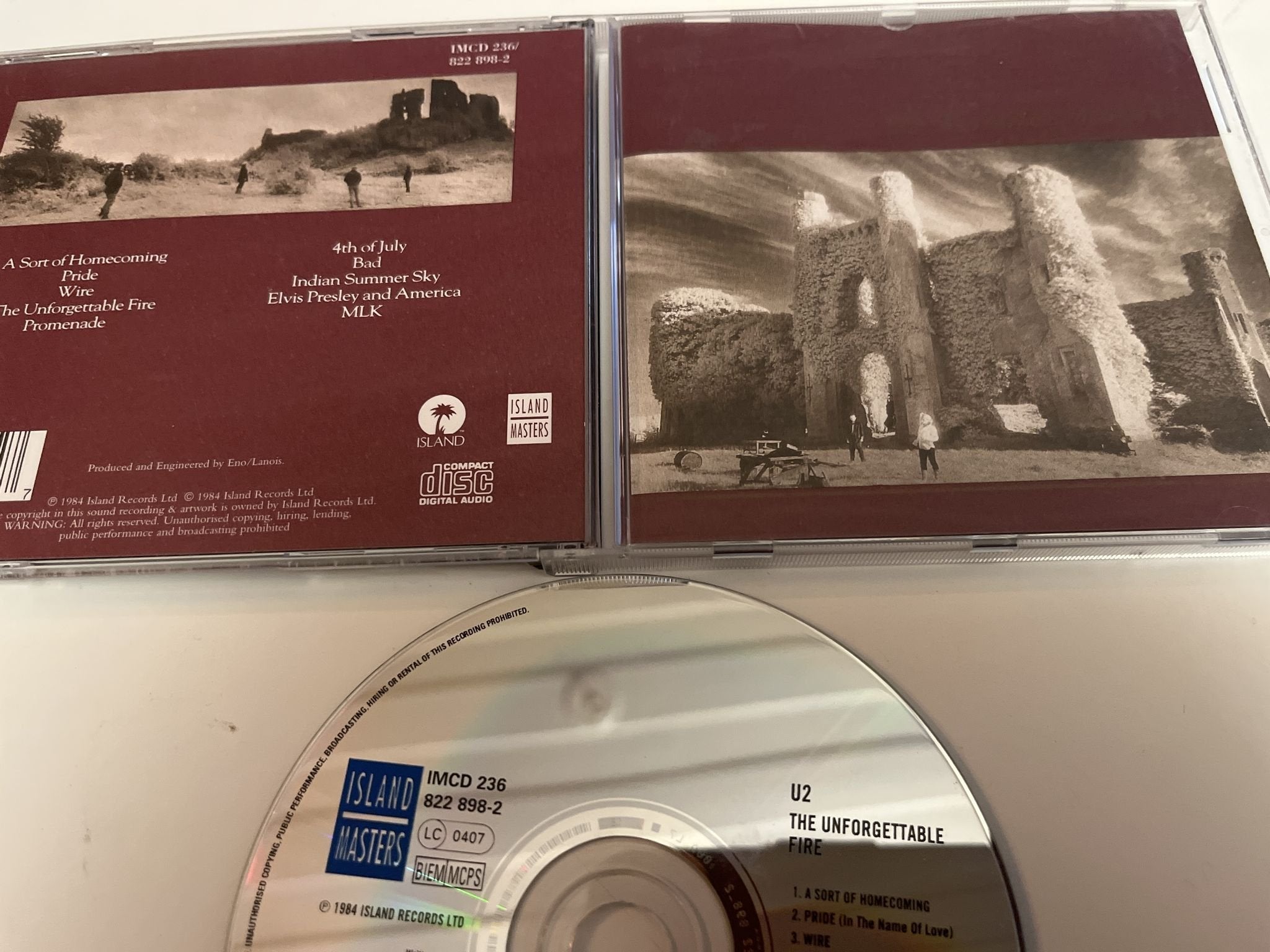 U2 - Unforgettable Fire (vg+/vg+) REA!